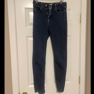 Levi's 724 High Rise Straight Jeans